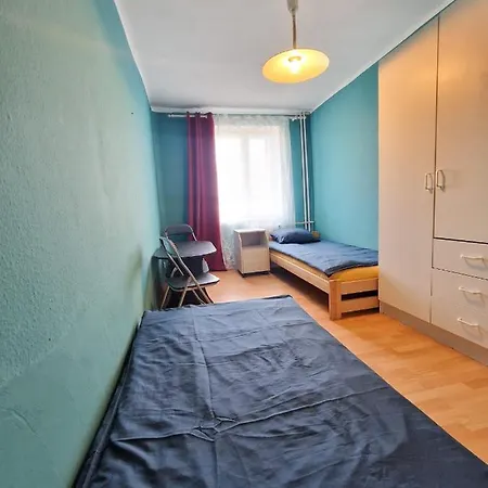 Lägenhet Komfortowe Bohaterow Warszawy